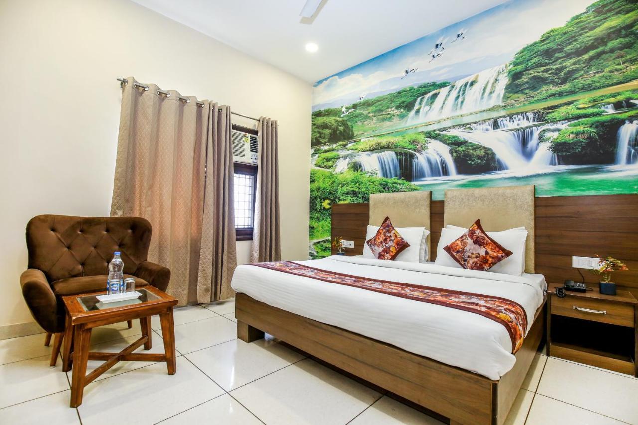 Hotel Karan Residency - 5 Min Walk From Golden Temple Amritsar Exterior foto