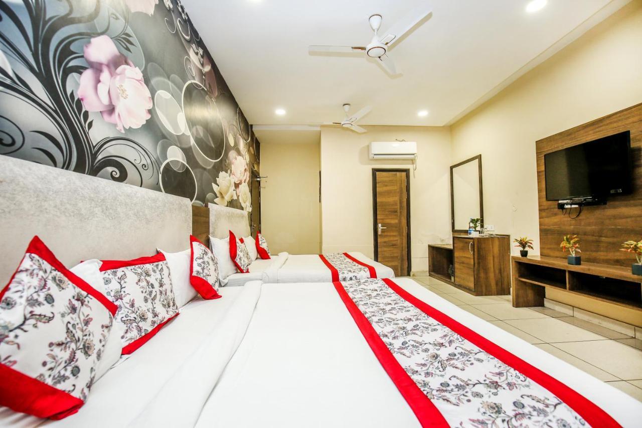 Hotel Karan Residency - 5 Min Walk From Golden Temple Amritsar Exterior foto